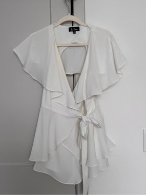 Lulu's White Ruffle V-Neck Tie-Waist ROMPER
